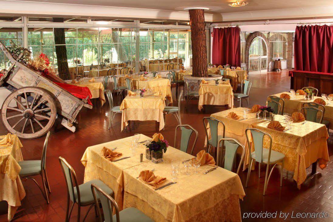 Hotel Romulus Restaurant photo