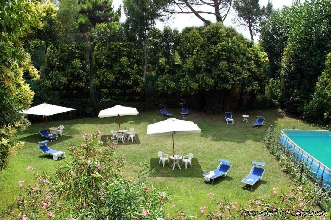 Hotel Romulus Facilities photo